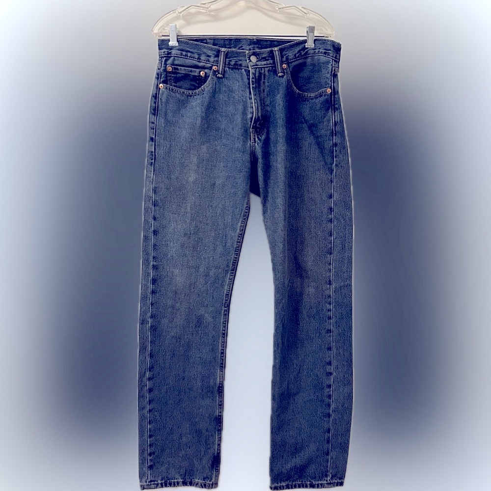 Levis 505™ Regular Fit Men’s Zip Fly Jeans. Size W32 x L34. - Picture 3 of 6